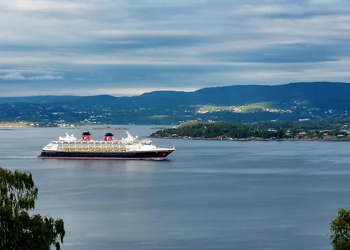 Oslo Fjord Views With Your Own Private Beach Hut At Flaskebekk